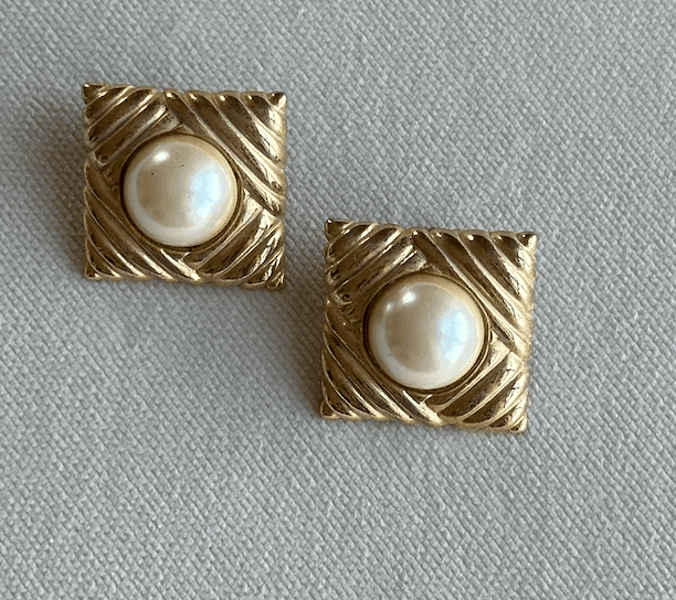 Mirvari kvadrat sırğa