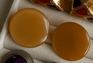 Dairəvi formalı bej ton