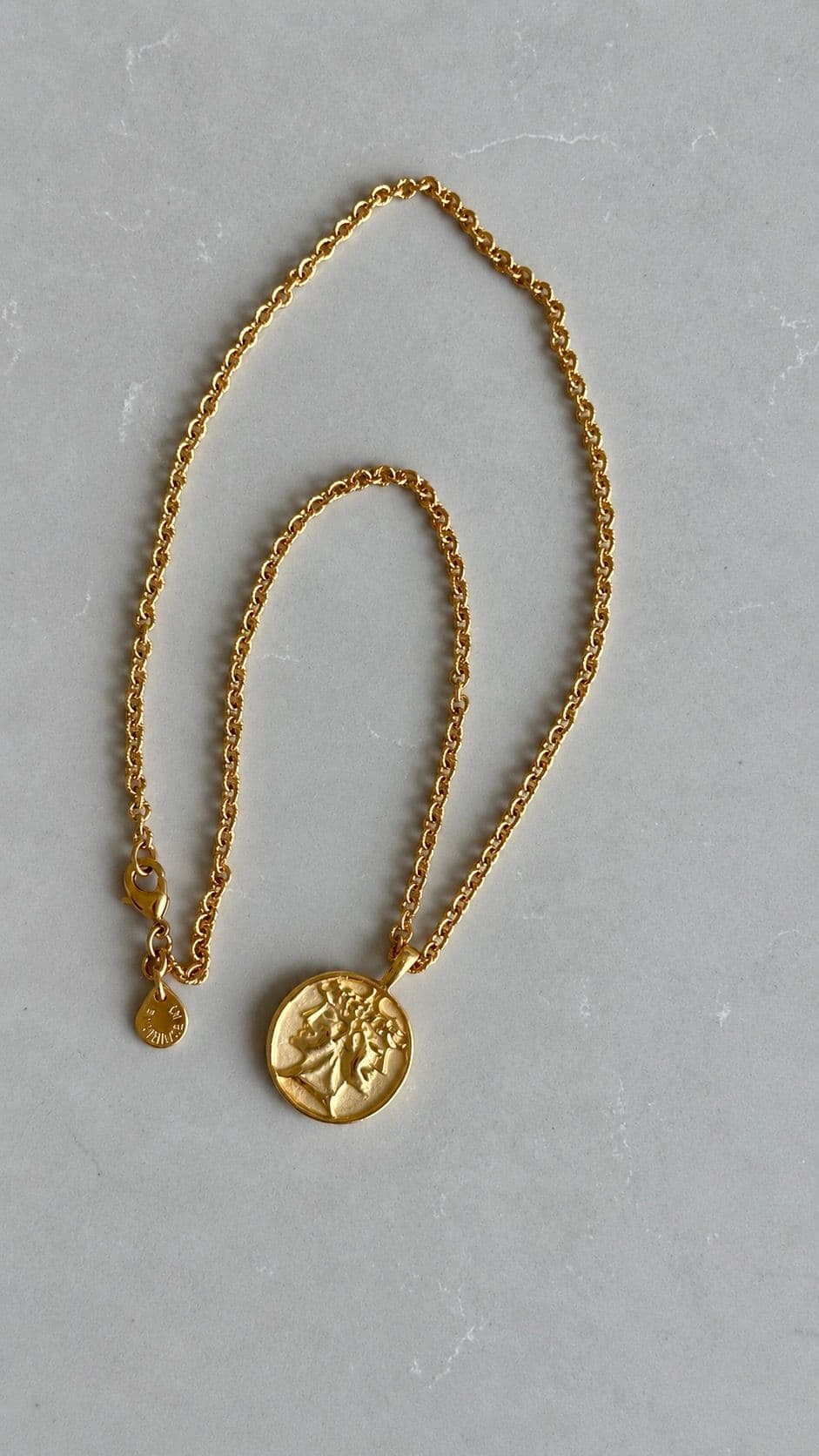 Janus 24k gold plated vintage necklace 2