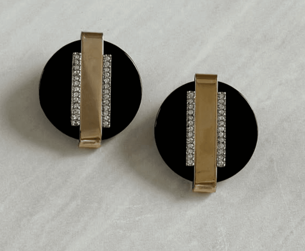 Qara və qızılı ton