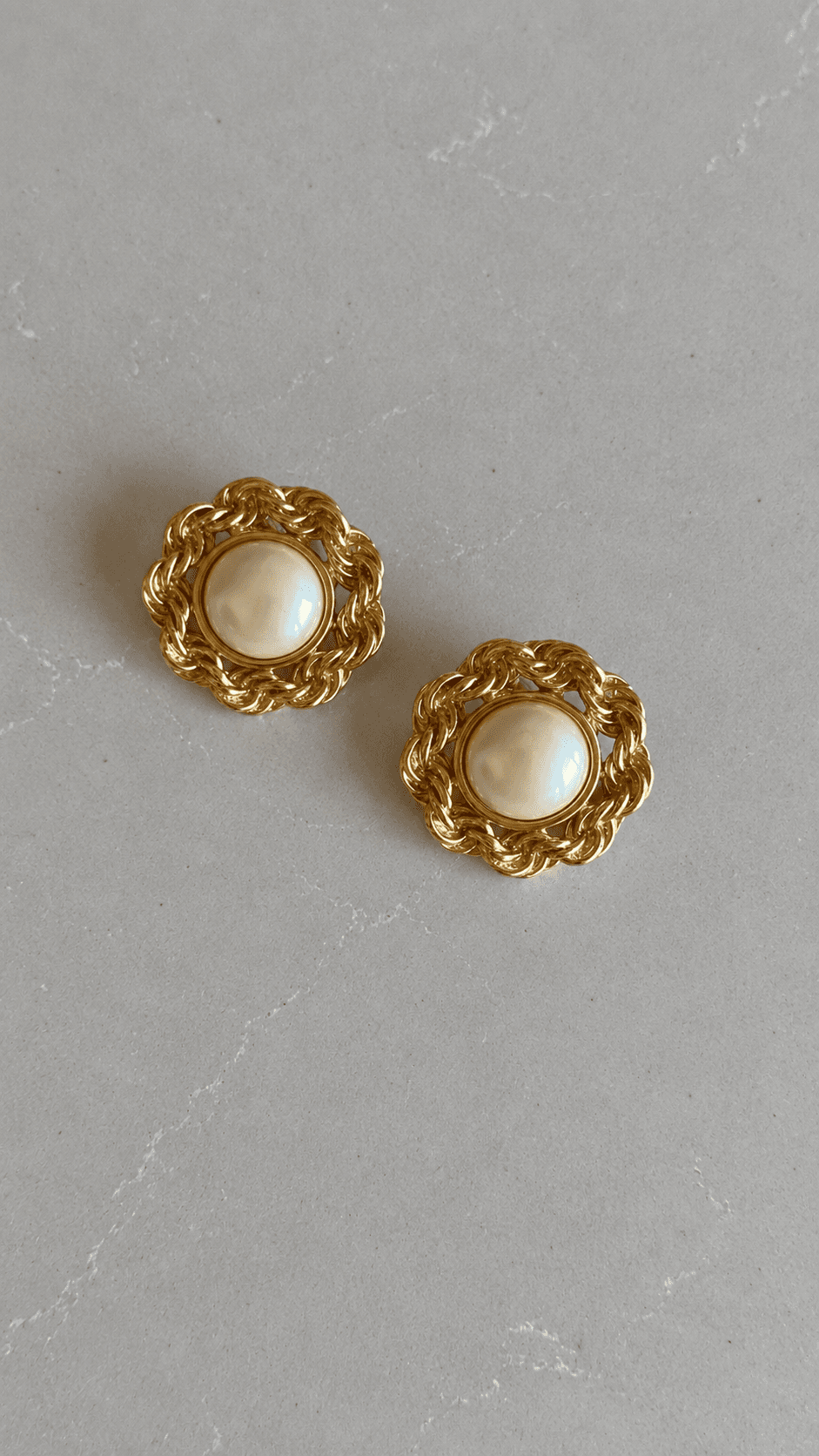 Faux pearl pierced earrings 1