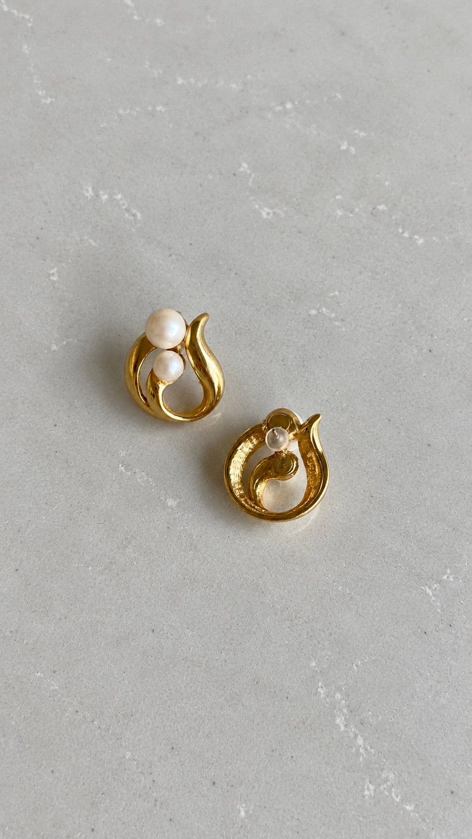 Faux pearl gold plated earrings 2