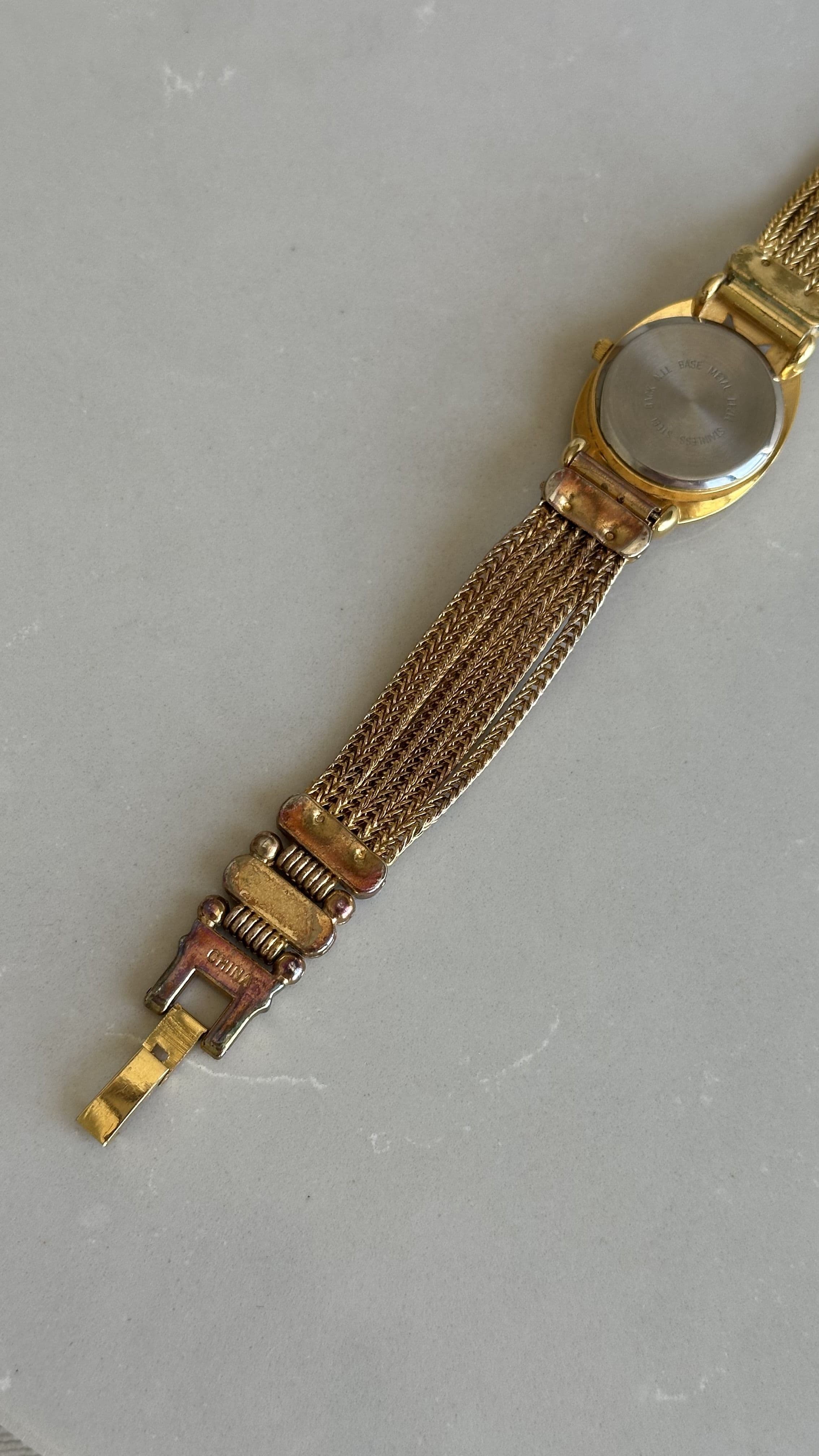 2000’s vintage watch 5